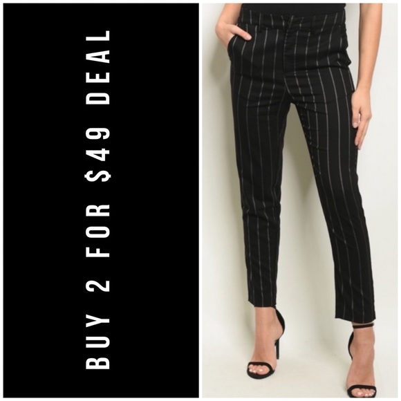 January Summer Pants - LAST2️⃣//BLACK WHITE PINSTRIPED CROPPED PANTS